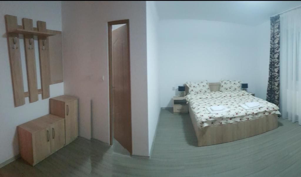 Гостевой дом Pensiunea La Nucu Şieu-31